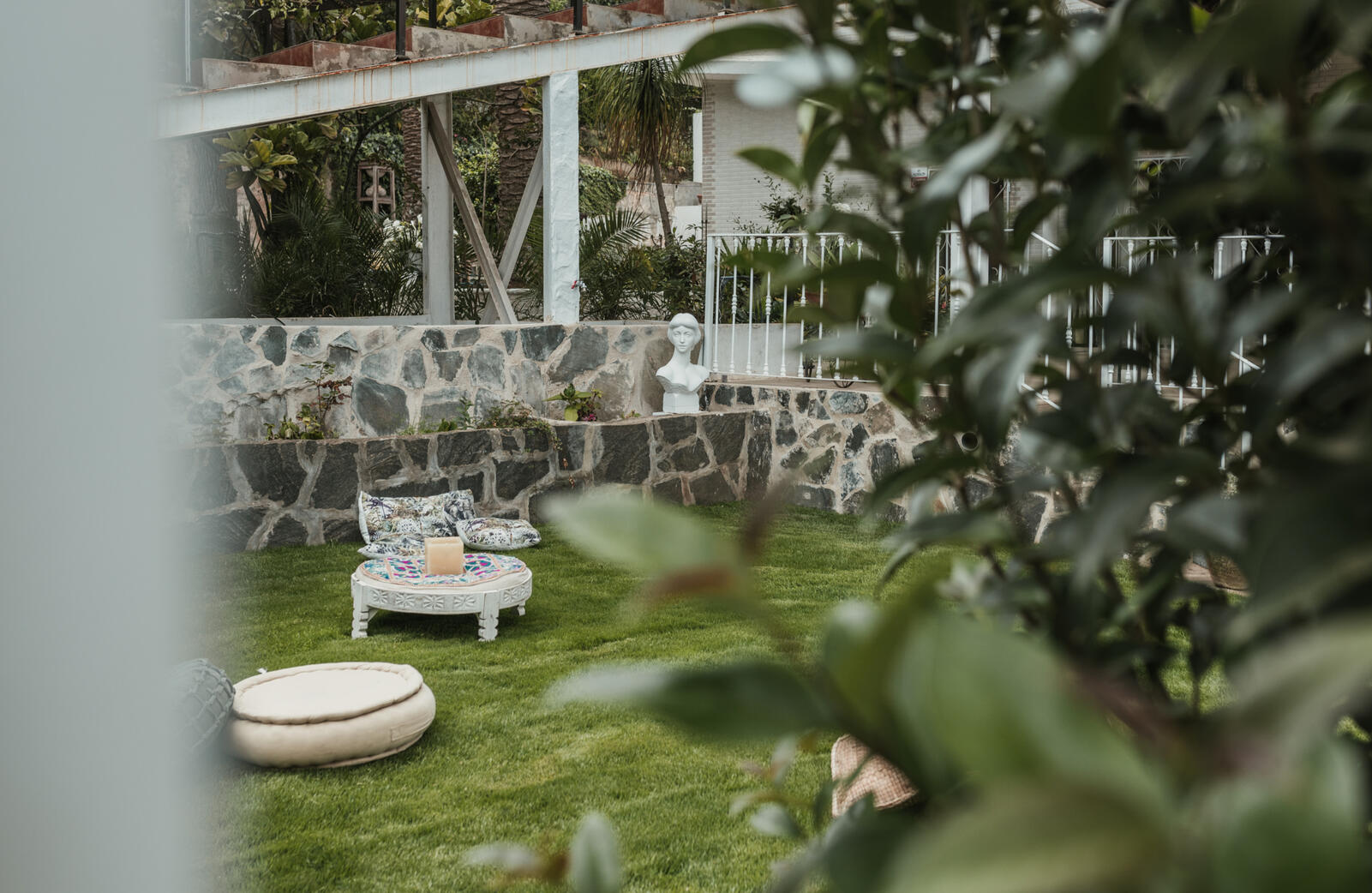 Jardin decorado para una boda en el Bastión del Drago