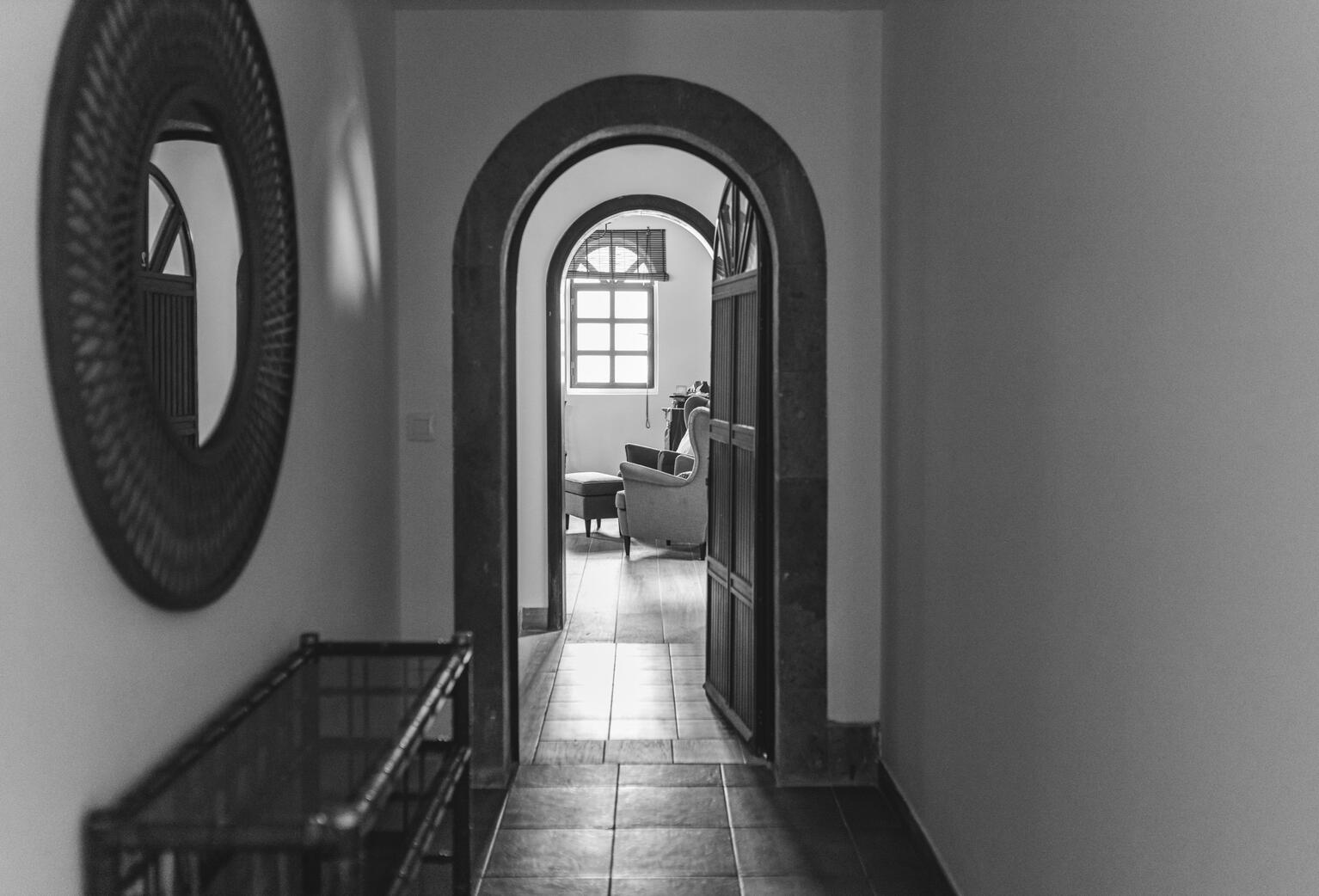 Puerta para entrar en la habitacion del novio